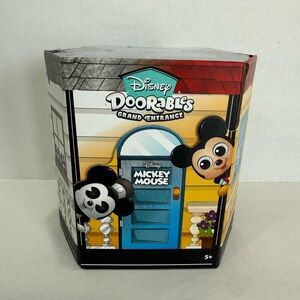Disney Doorables Grand Entrance Mickey Mouse NIB